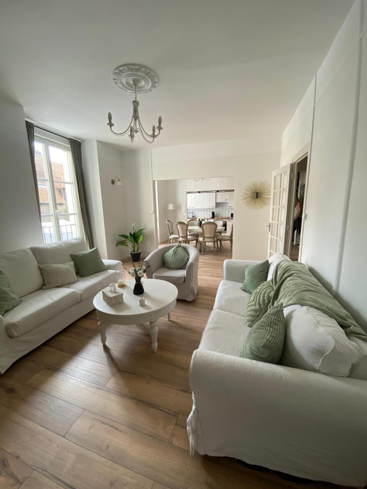 Appartement Hyper-Centre Vue Cathedrale โบเวส์ ภายนอก รูปภาพ